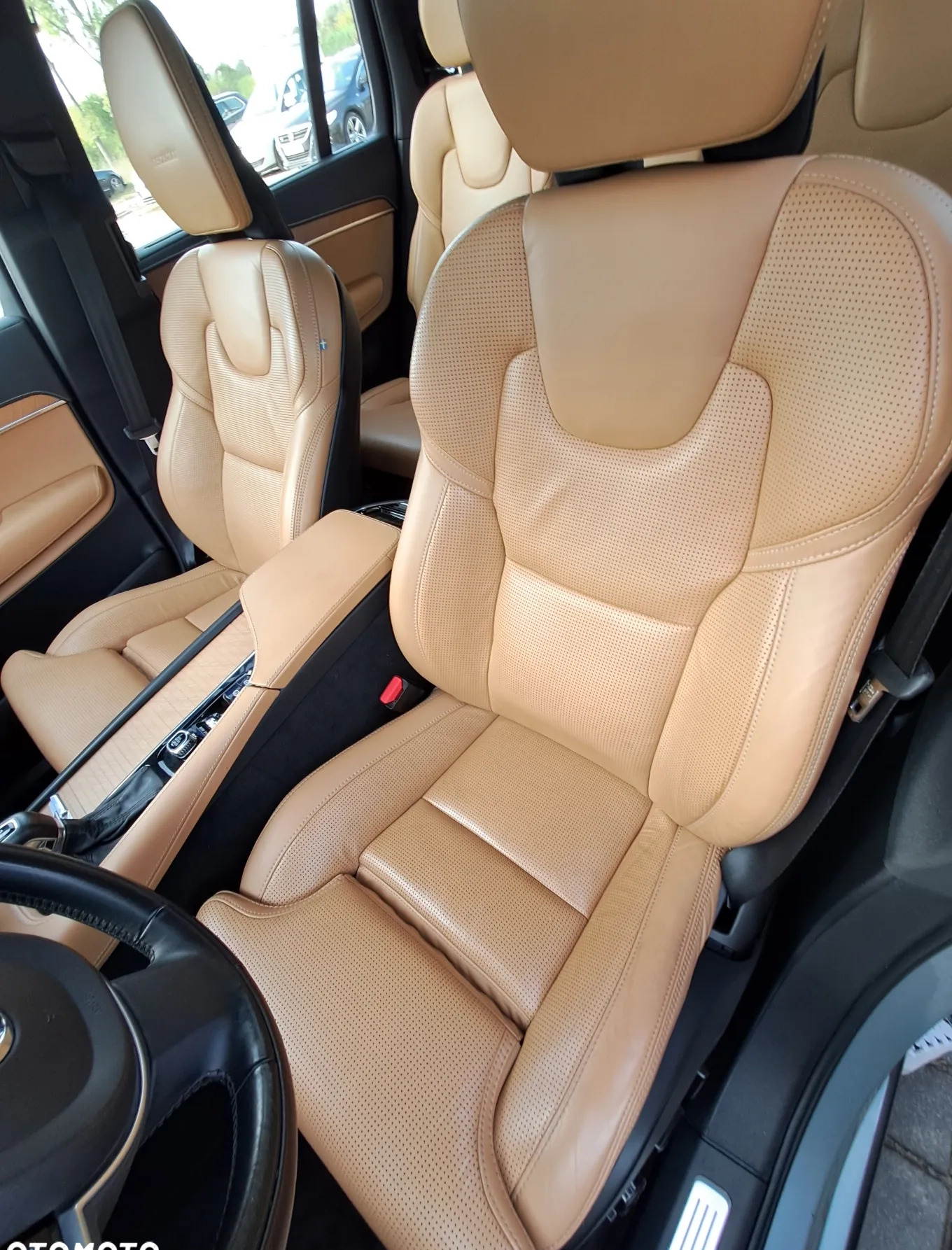 Volvo XC 90 cena 158670 przebieg: 229402, rok produkcji 2018 z Błonie małe 596